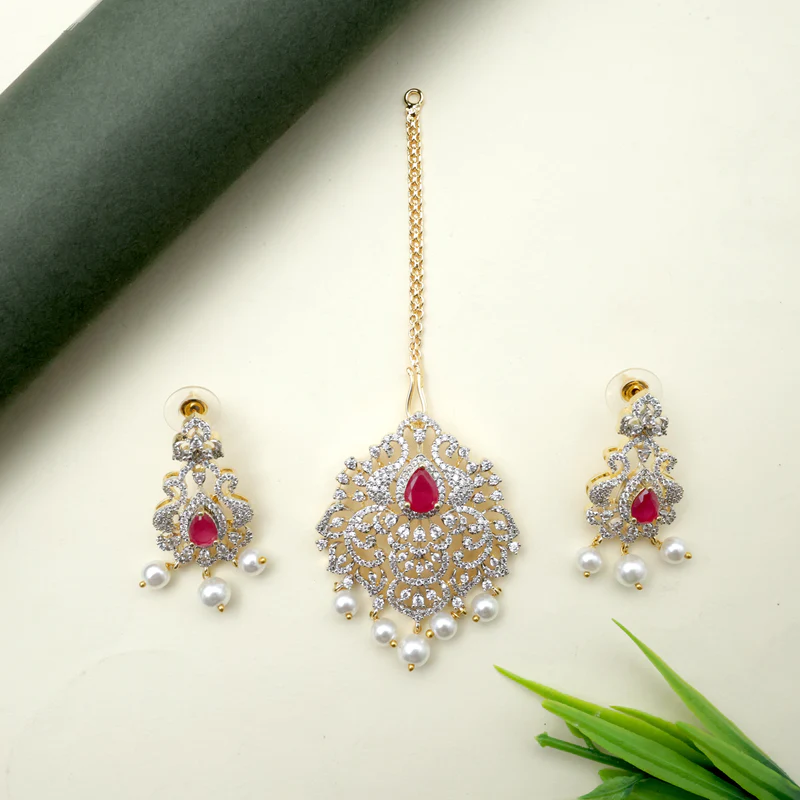 Two in one AD Pendant and Maang Tikka set